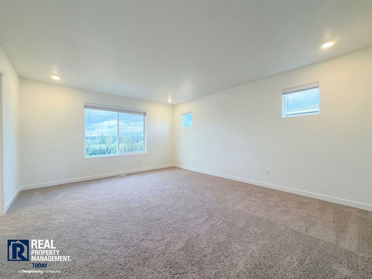 Puyallup House: 13616 185th Street Ct E