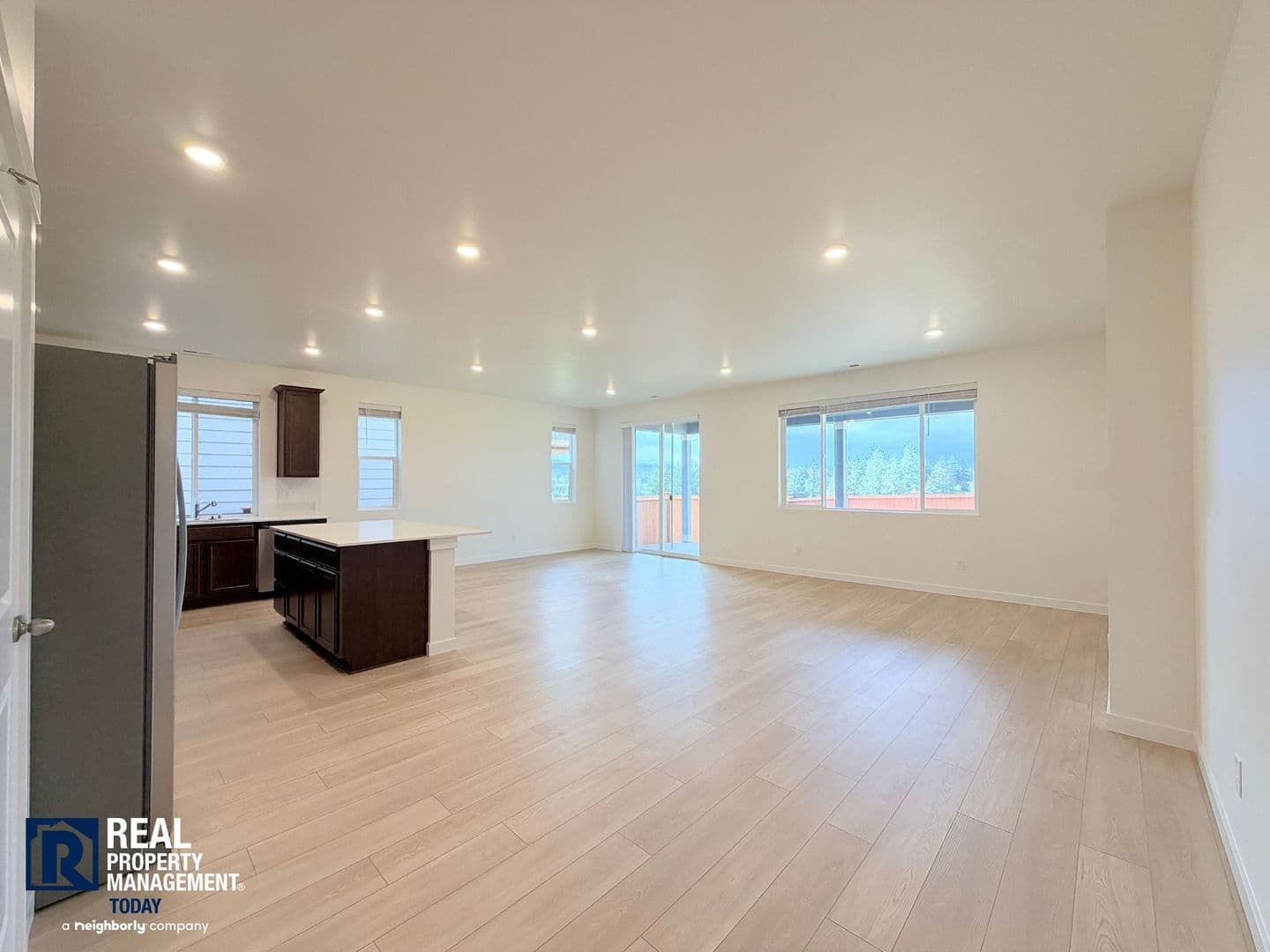 Puyallup House: 13616 185th Street Ct E