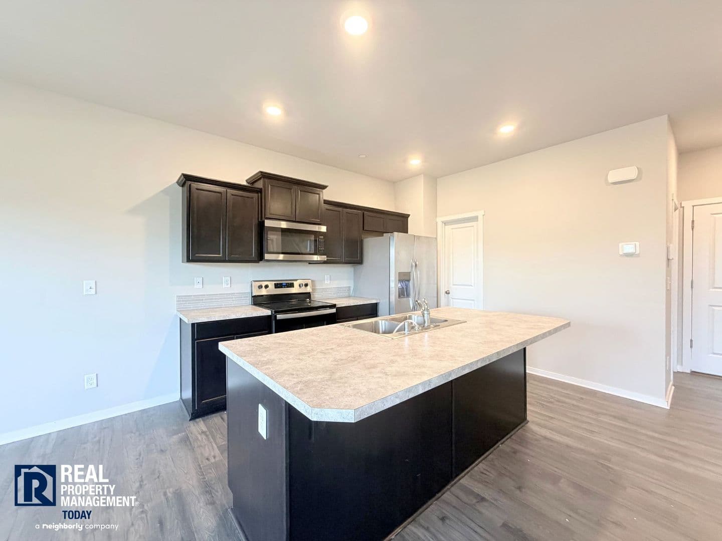 Puyallup House: 10731 186th ST CT E