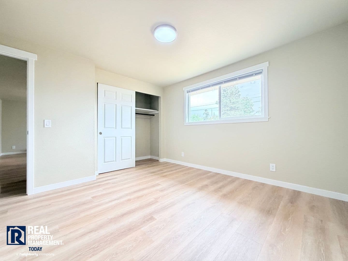 Tacoma Apartment: 11104 Ainsworth Ave S