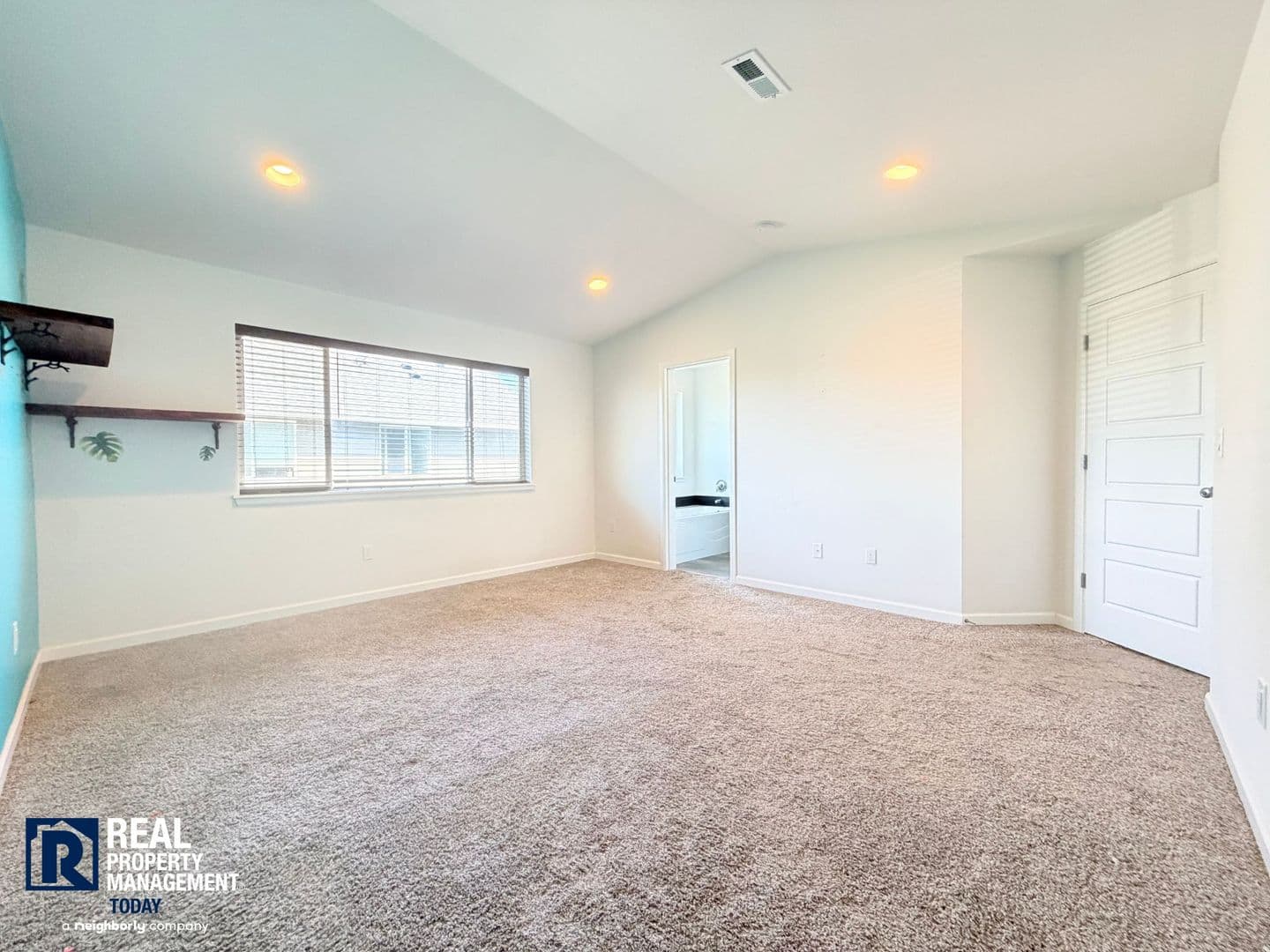 Spanaway House: 2413 201st St Ct E