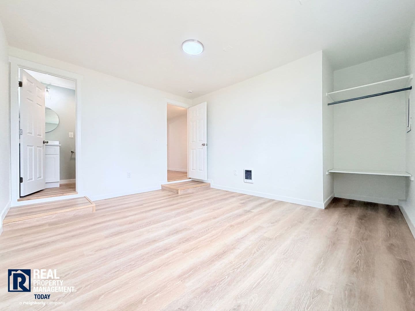 Tacoma Apartment: 11104 Ainsworth Ave S