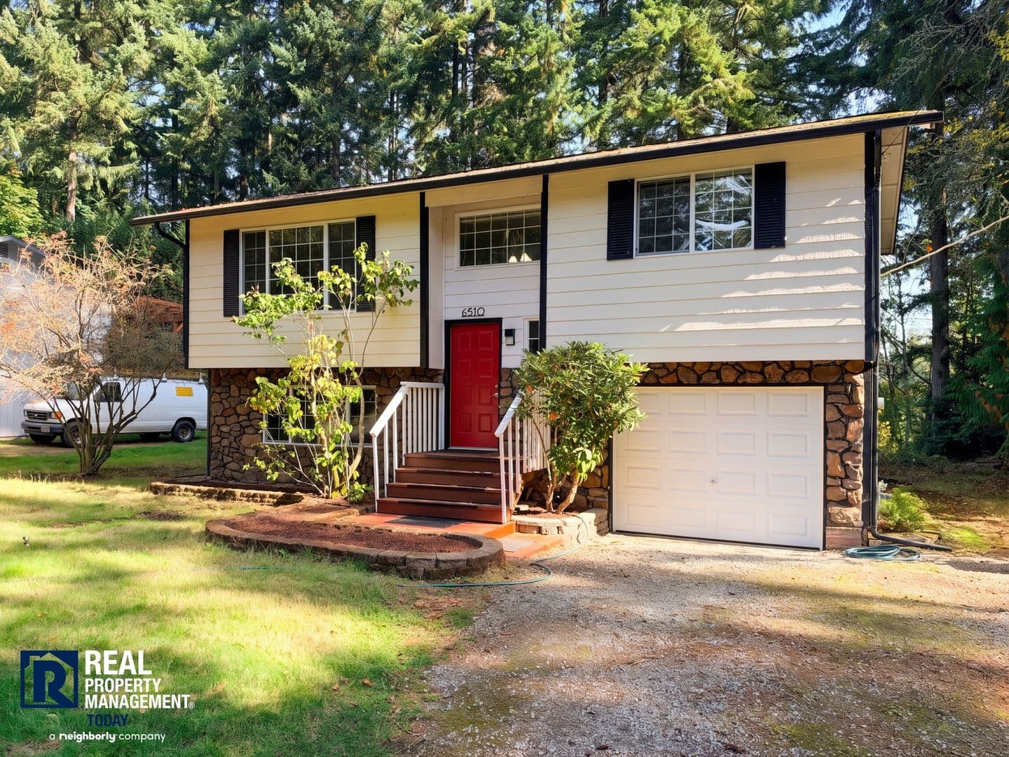 Bonney Lake House: 6510 188th Ave E