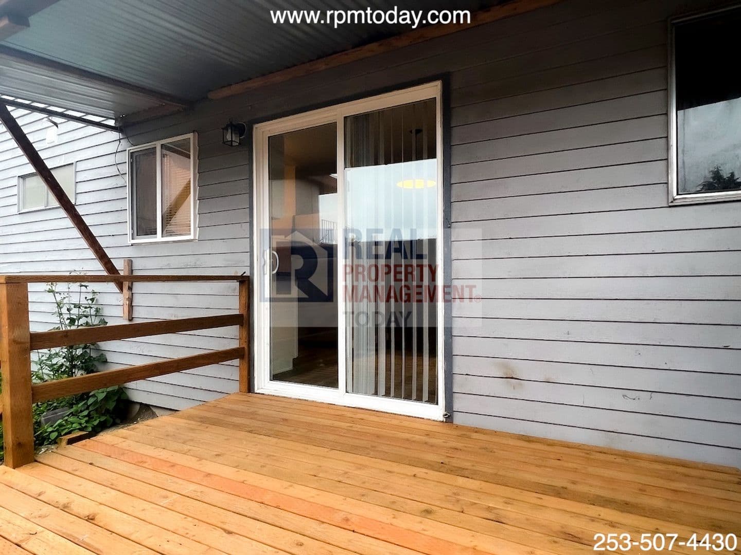 Tukwila Apartment: 14440 34th Ave S
