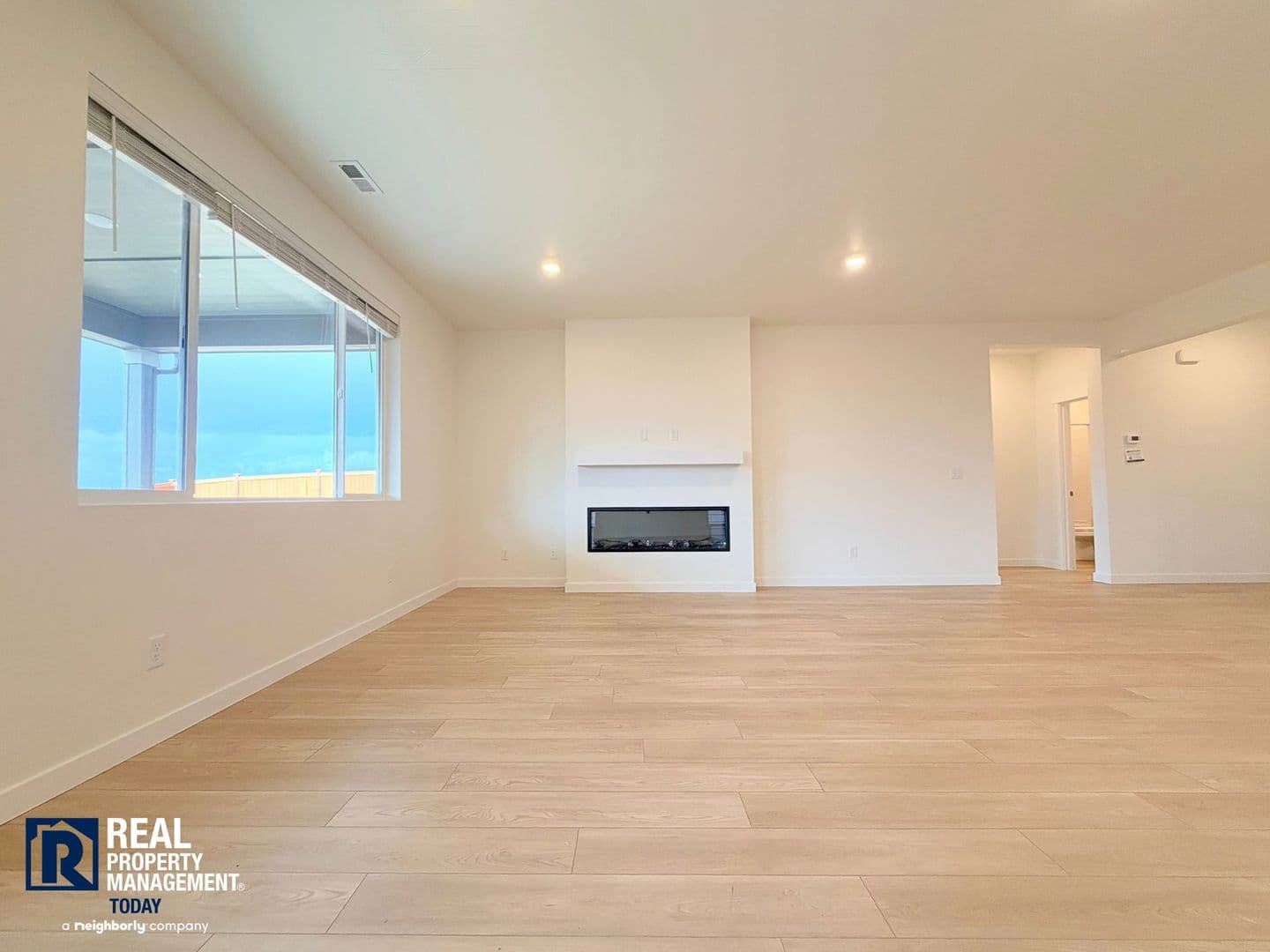 Puyallup House: 13616 185th Street Ct E