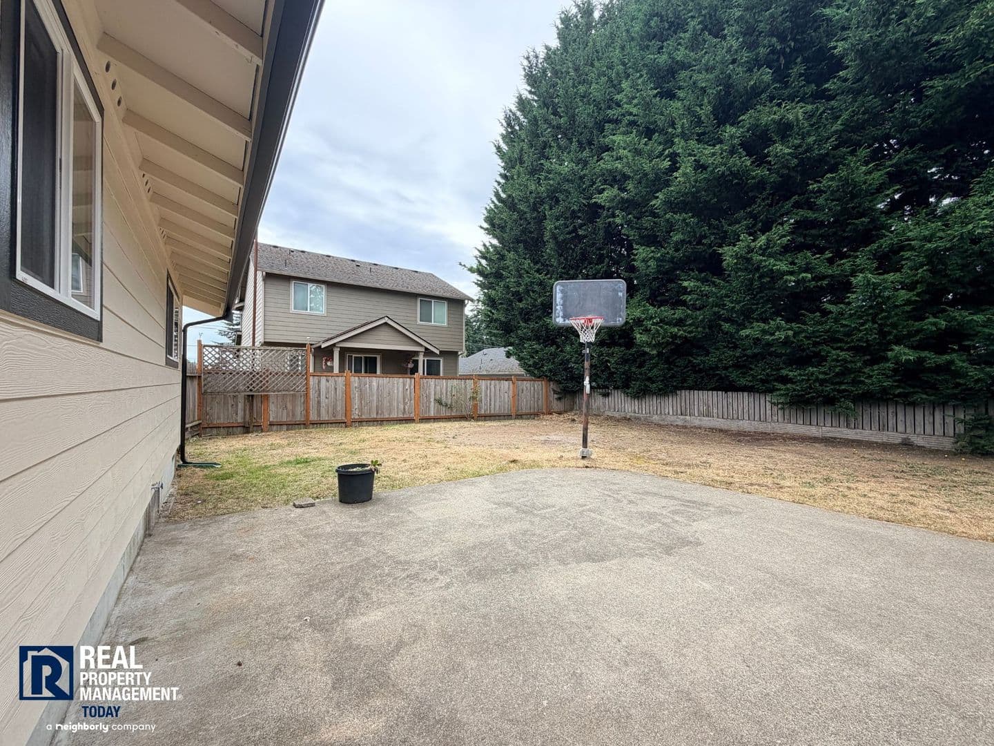 Tacoma Apartment: 11104 Ainsworth Ave S