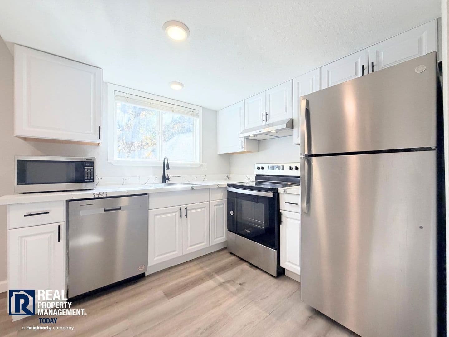 Tacoma Apartment: 6451 S Stevens St