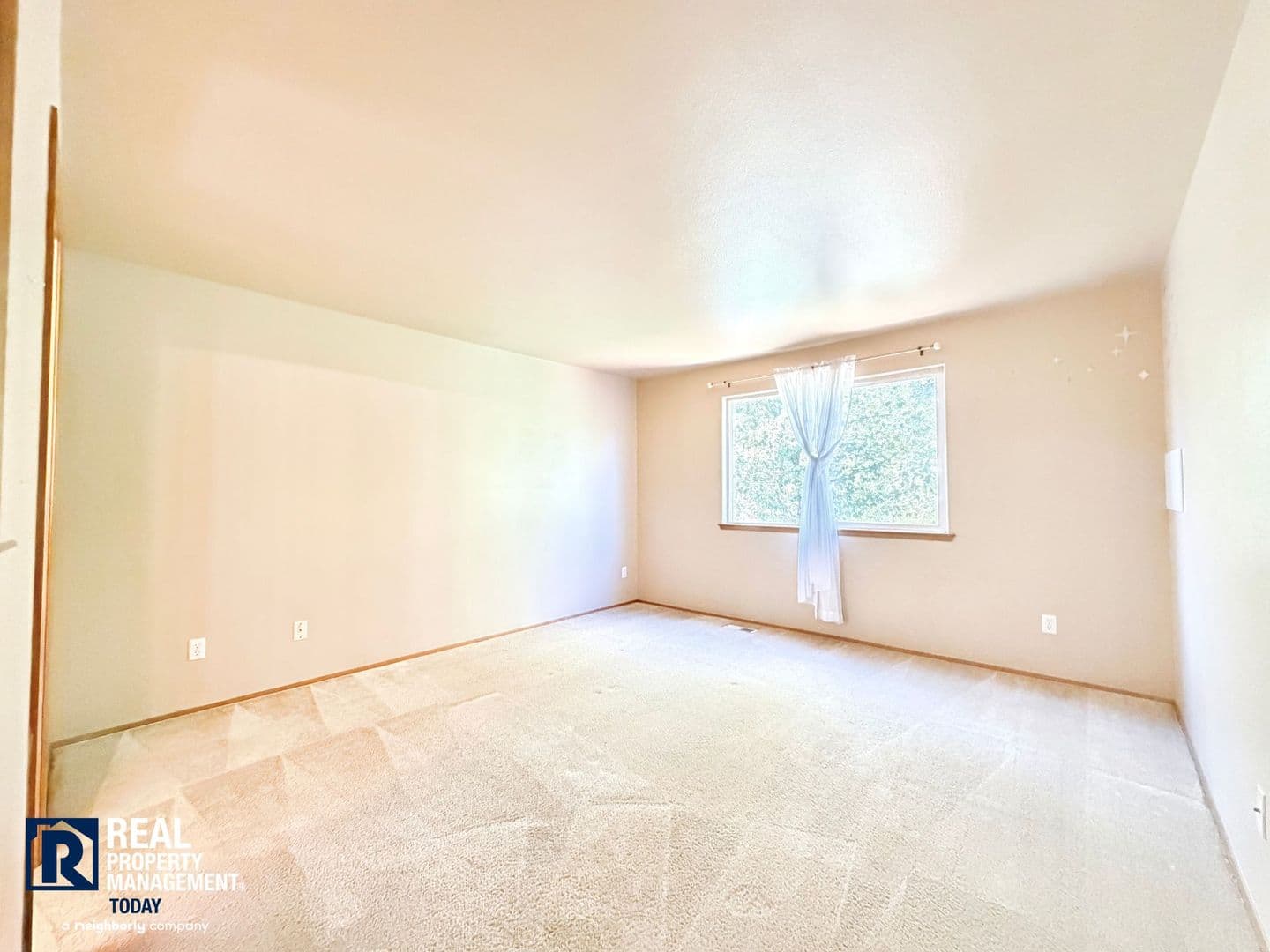 Tacoma House: 3305 48th Street NE