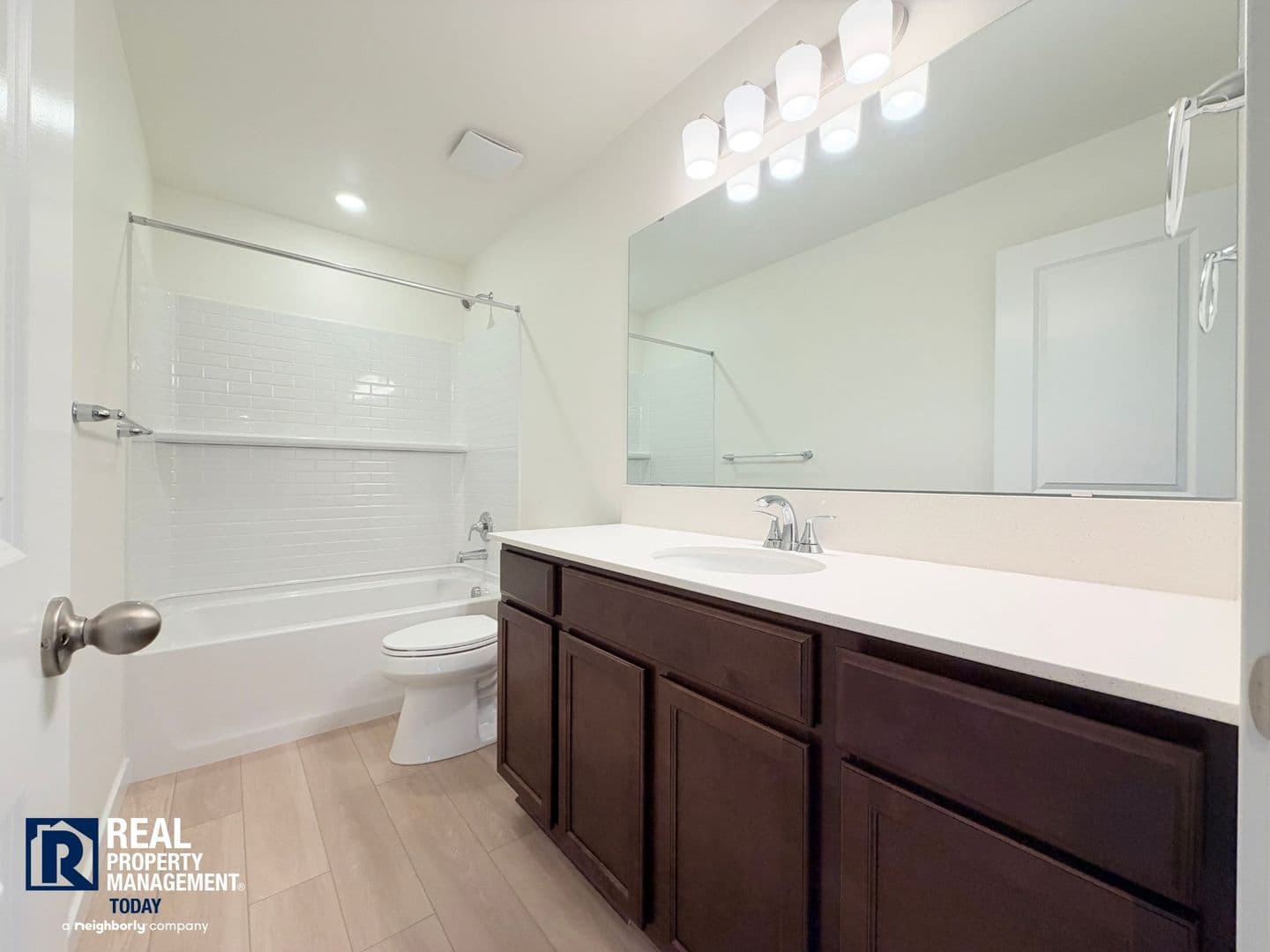 Puyallup House: 13616 185th Street Ct E