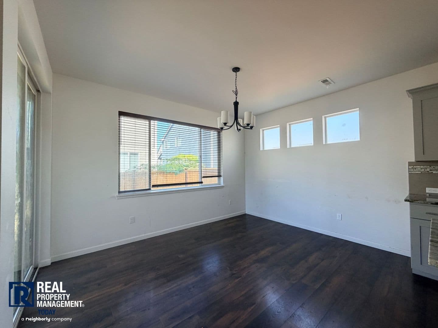 Spanaway House: 2413 201st St Ct E