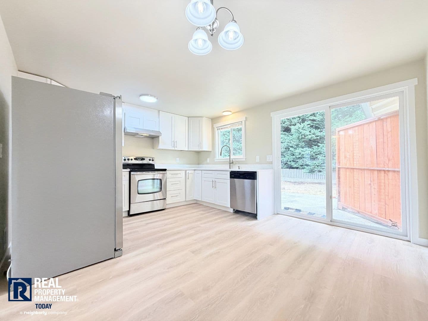 Tacoma Apartment: 11104 Ainsworth Ave S