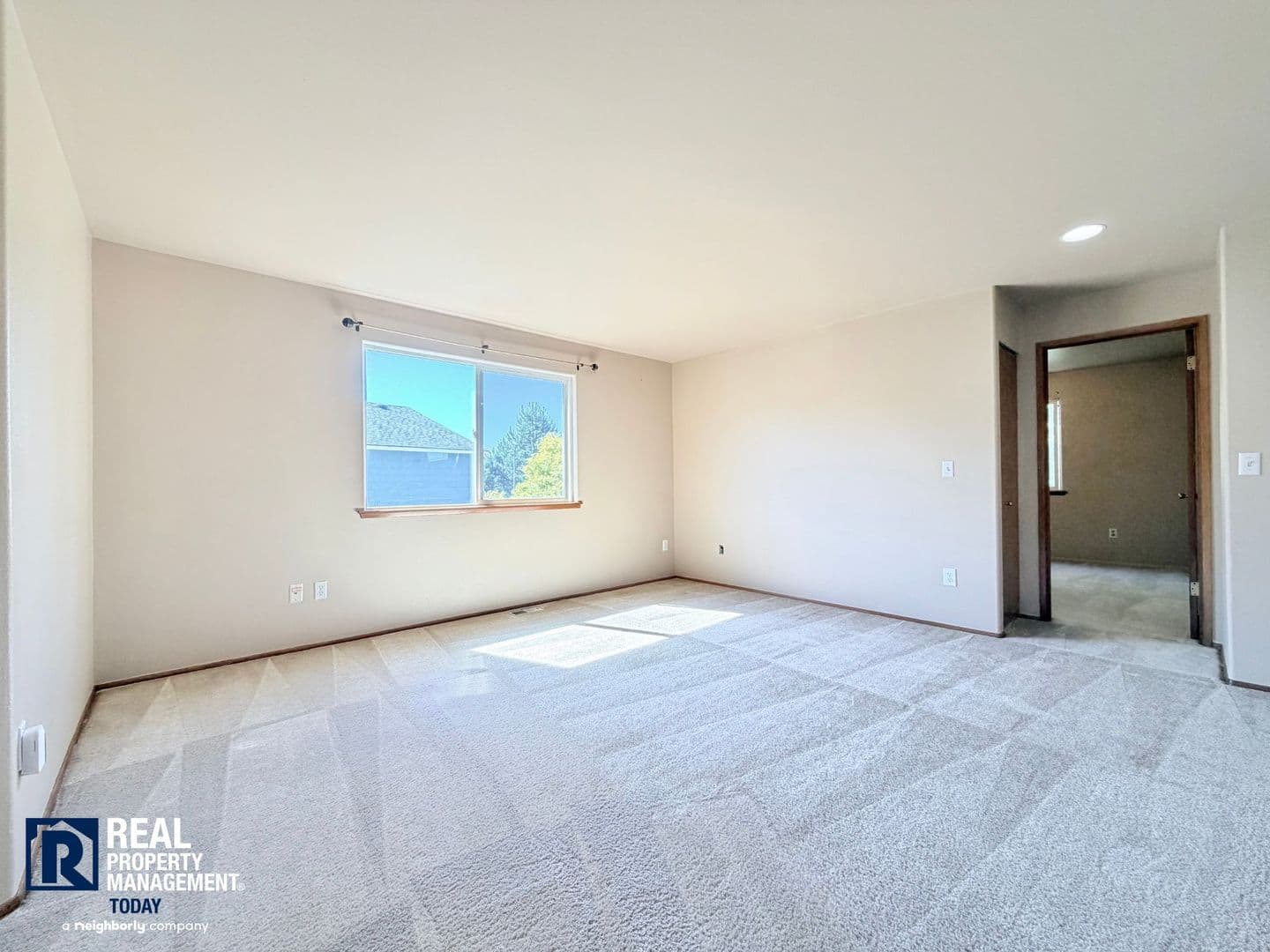 Tacoma House: 3305 48th Street NE