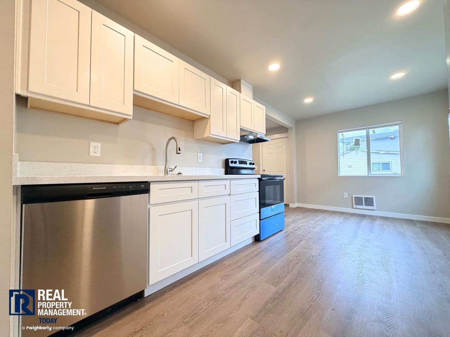 Tacoma House: 212 128th St S