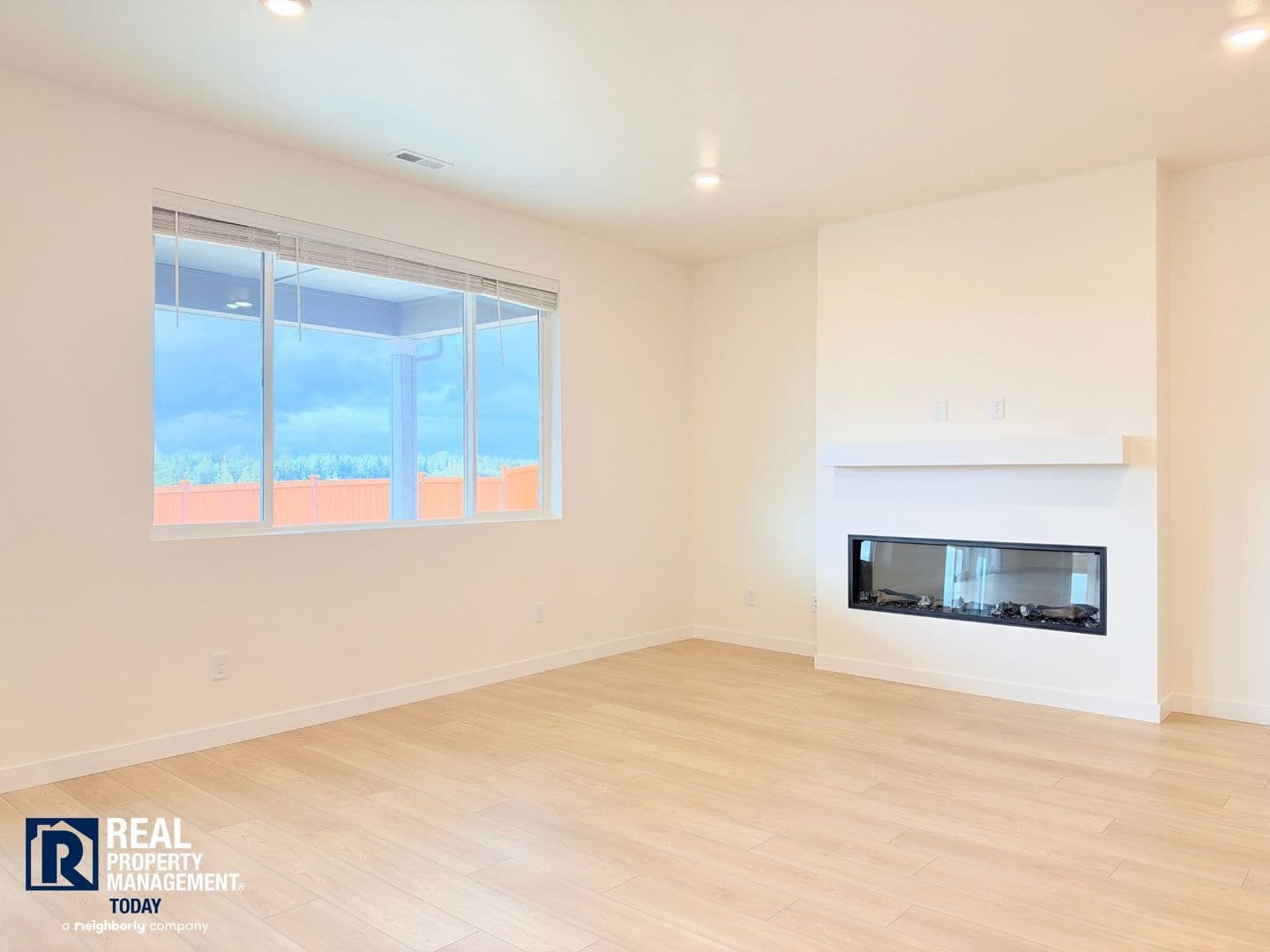 Puyallup House: 13616 185th Street Ct E