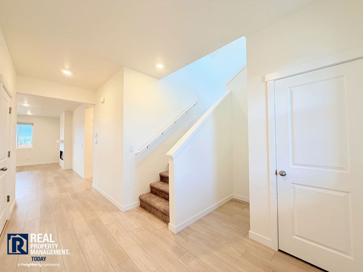 Puyallup House: 13616 185th Street Ct E