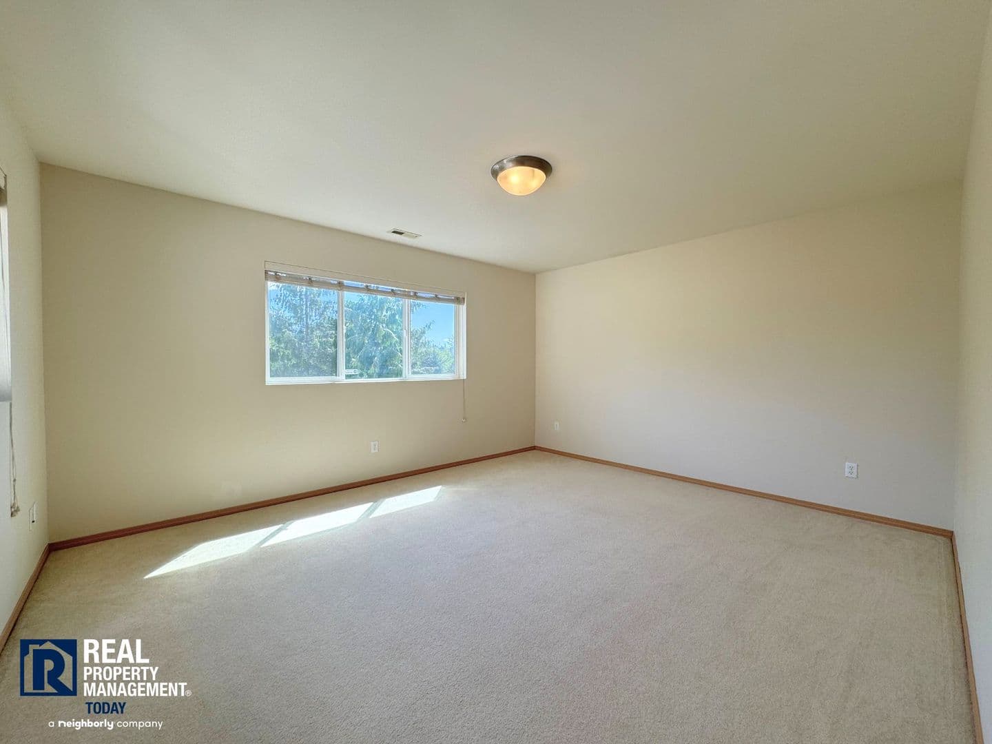 Fife House: 5614 Acclamation St E