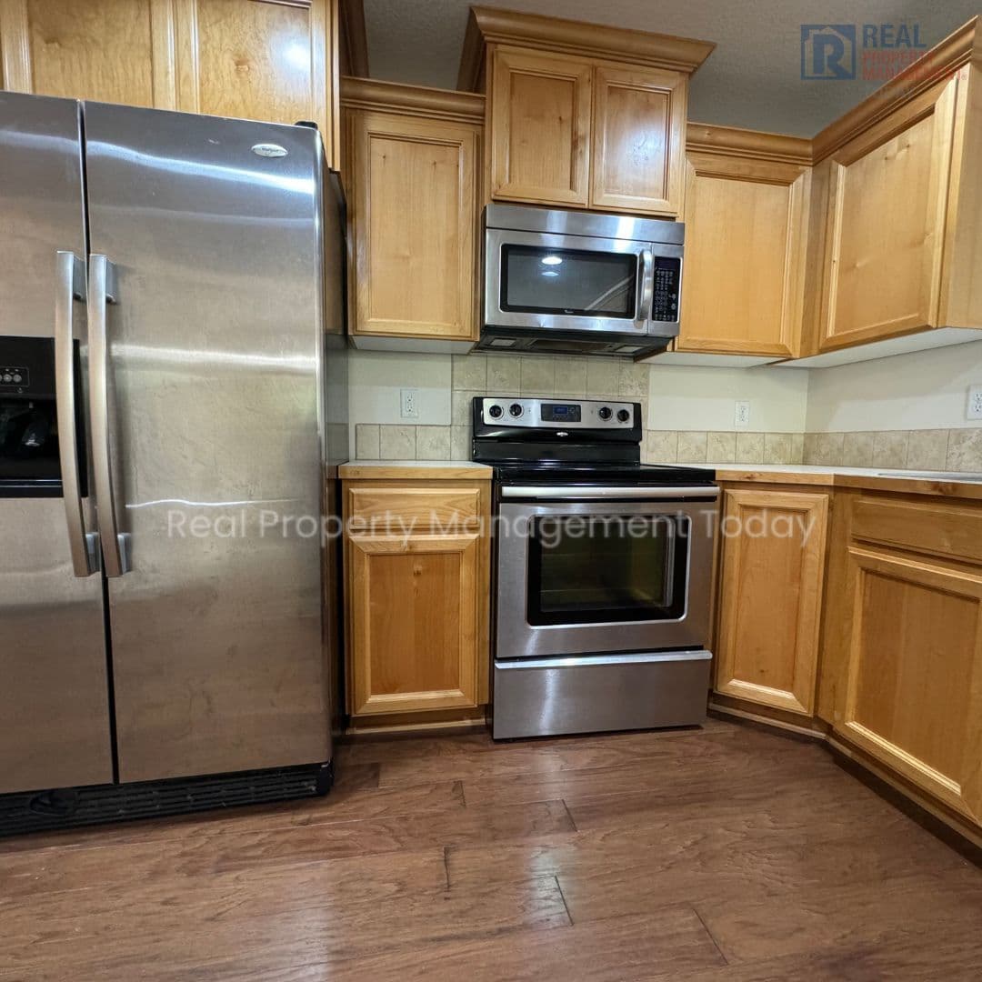Lacey Townhome: 7316 Hayworth Ave NE