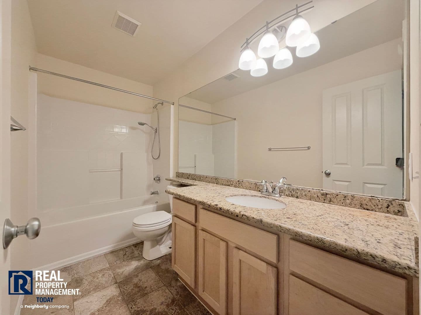Kent House: 22611 41st Pl S