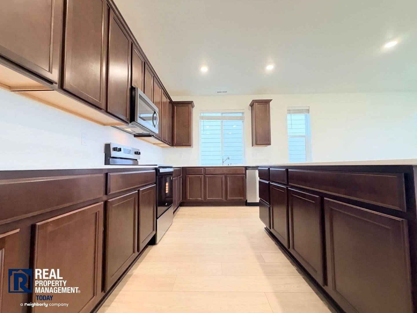 Puyallup House: 13616 185th Street Ct E