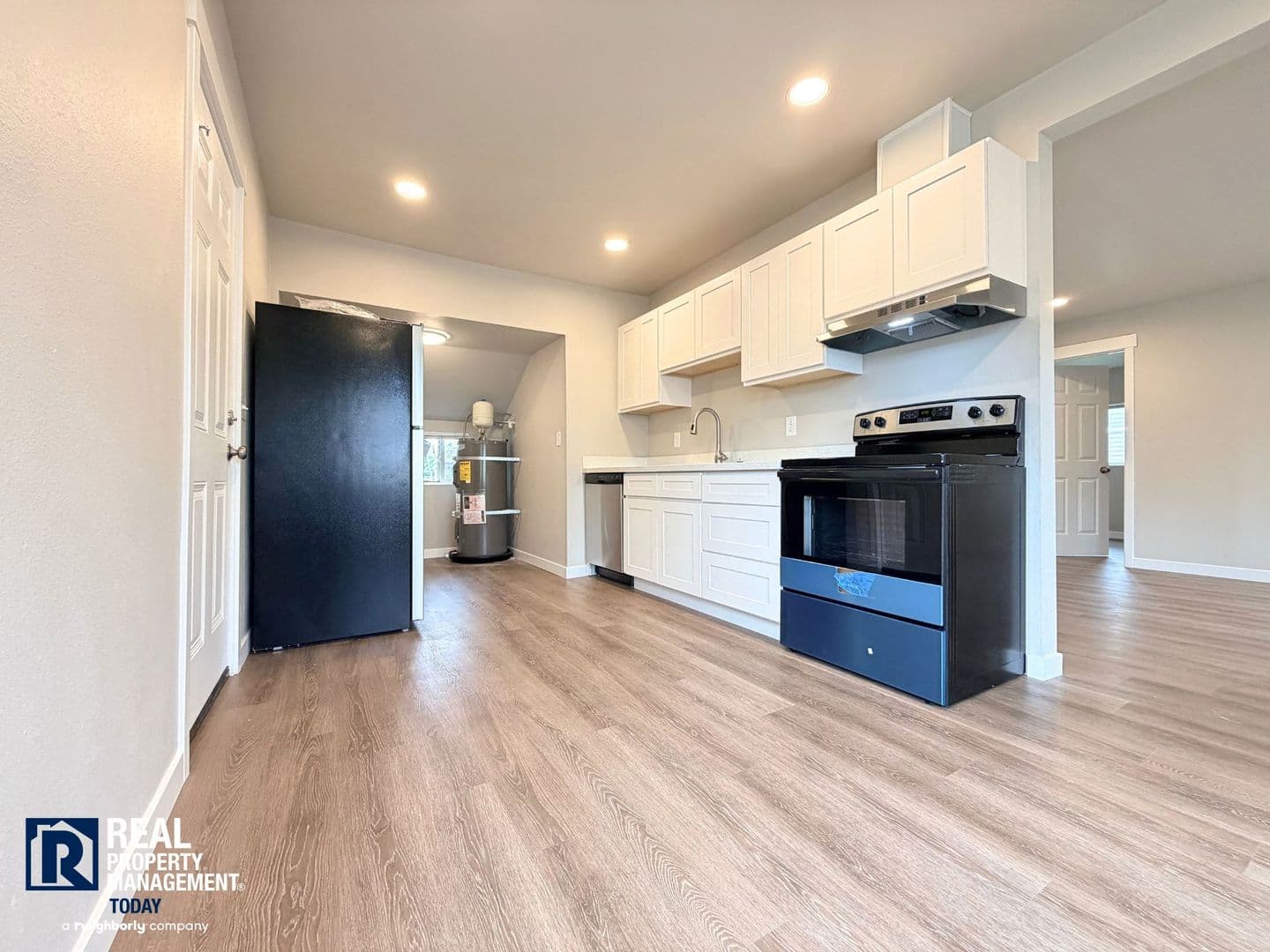 Tacoma House: 212 128th St S