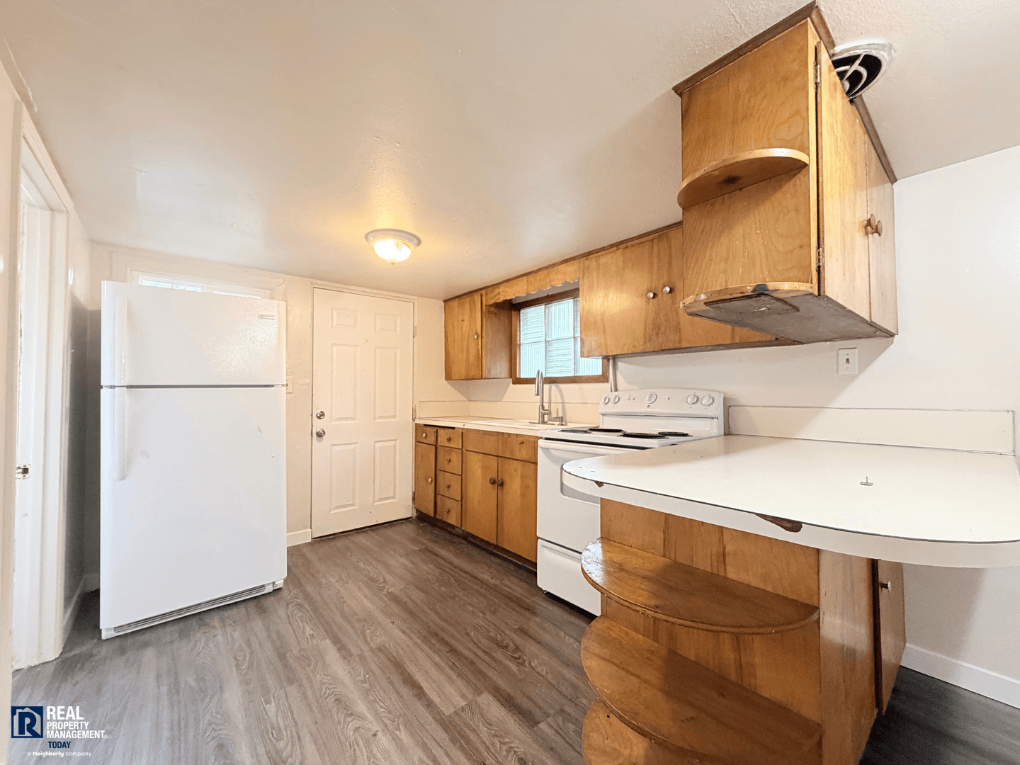 Tacoma Apartment: 703 S. Ainsworth Ave