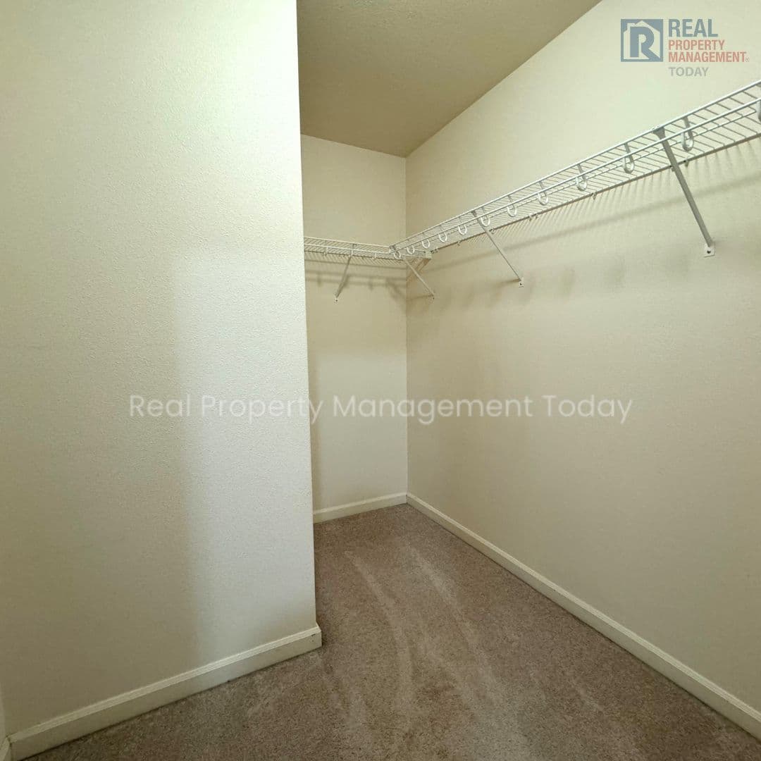 Lacey Townhome: 7316 Hayworth Ave NE