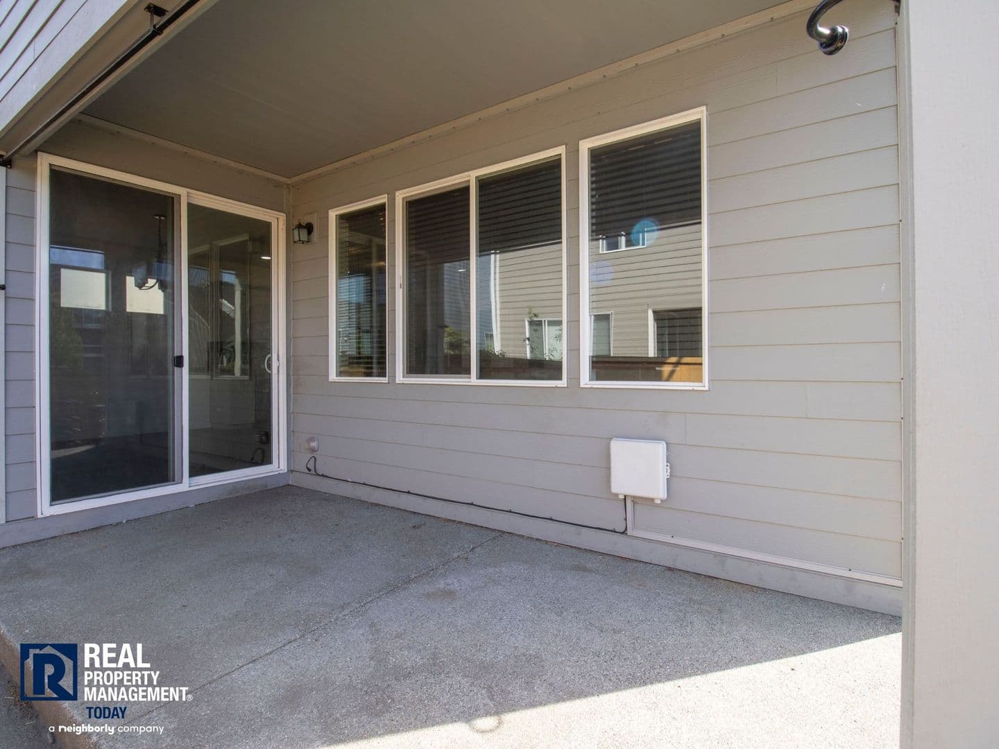 Spanaway House: 2413 201st St Ct E