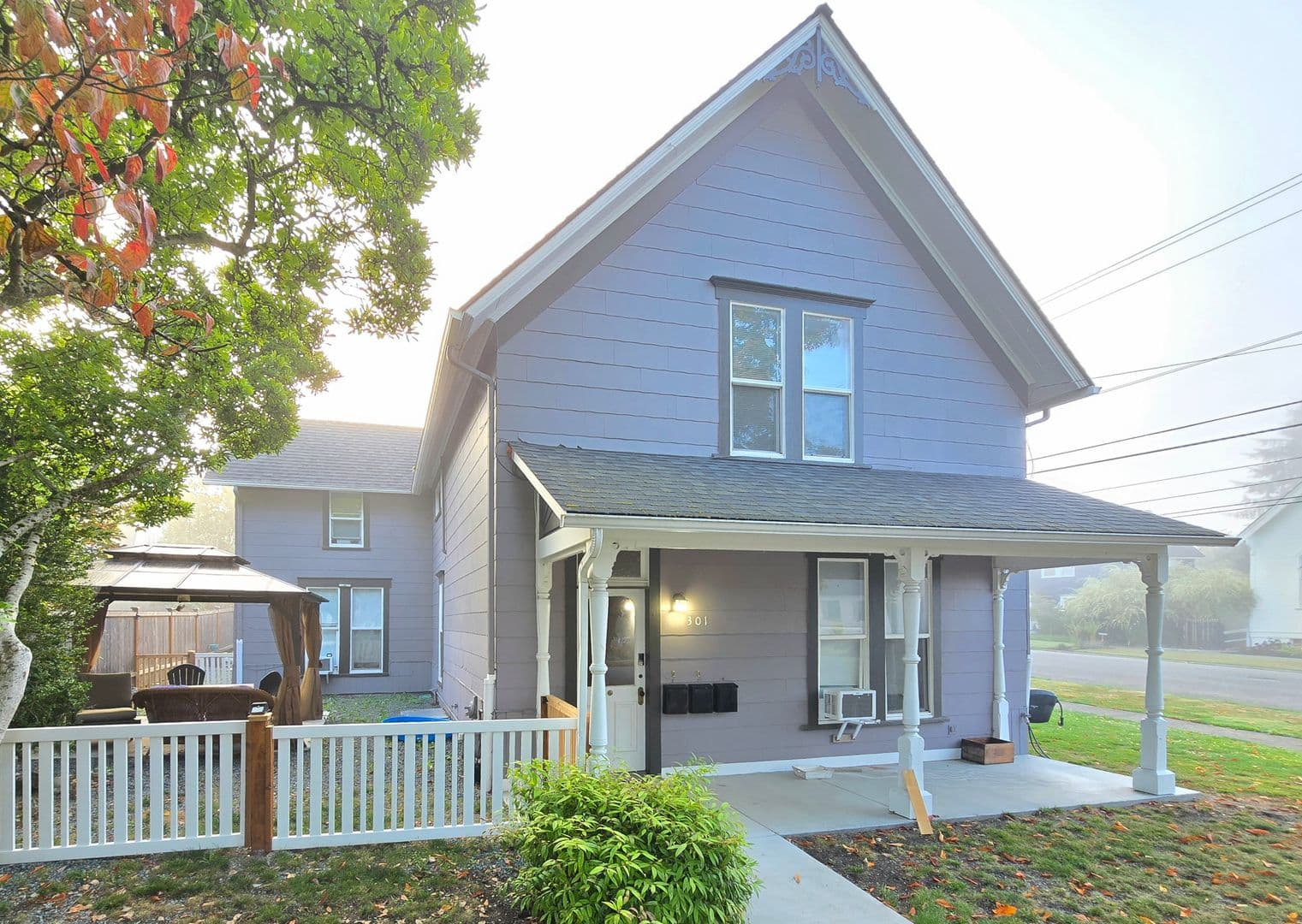 Snohomish House: 301 Avenue B Unit 2
