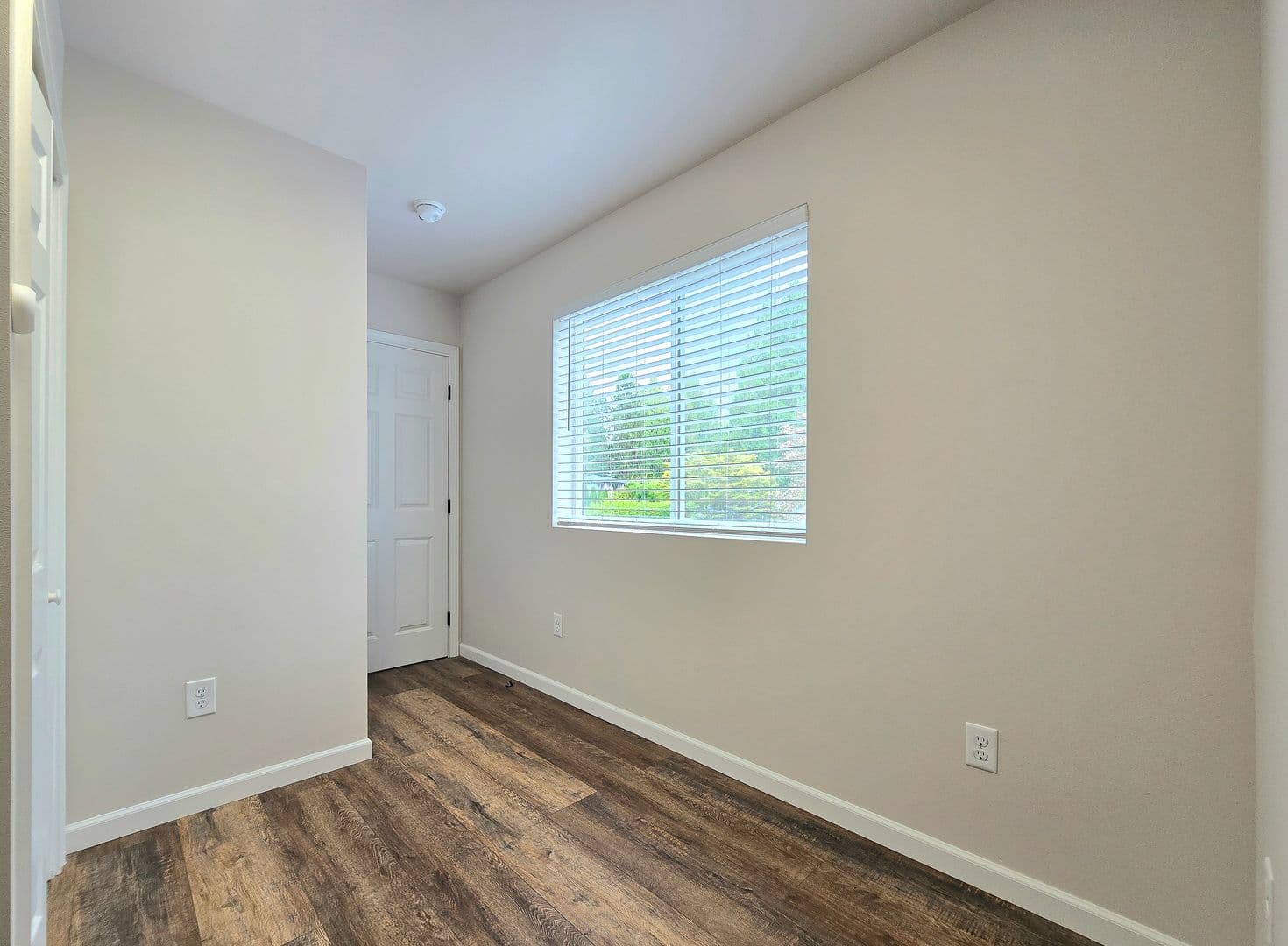 Bothell Apartment: 19122 3rd Dr SE