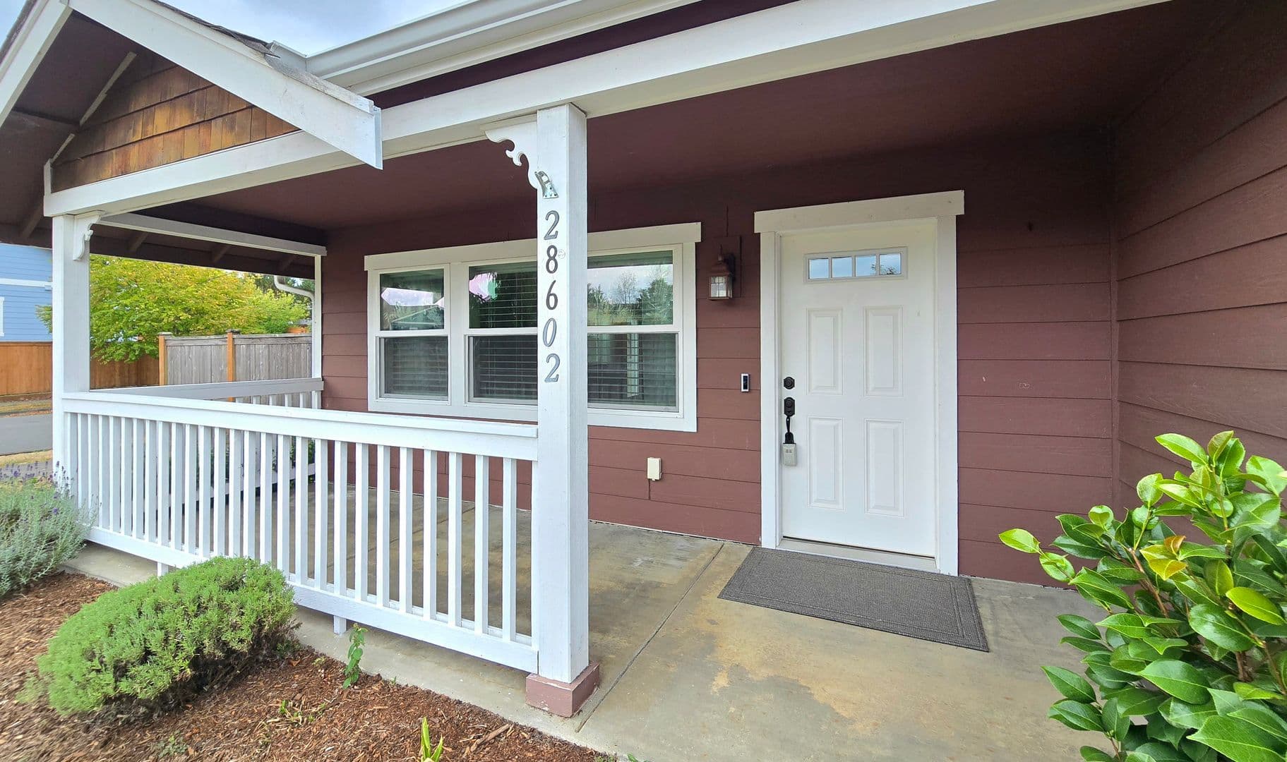 Stanwood House: 28602 74th Dr NW