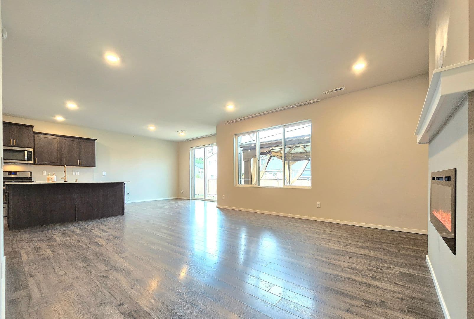 Granite Falls House: 9814 Hawkins Ave