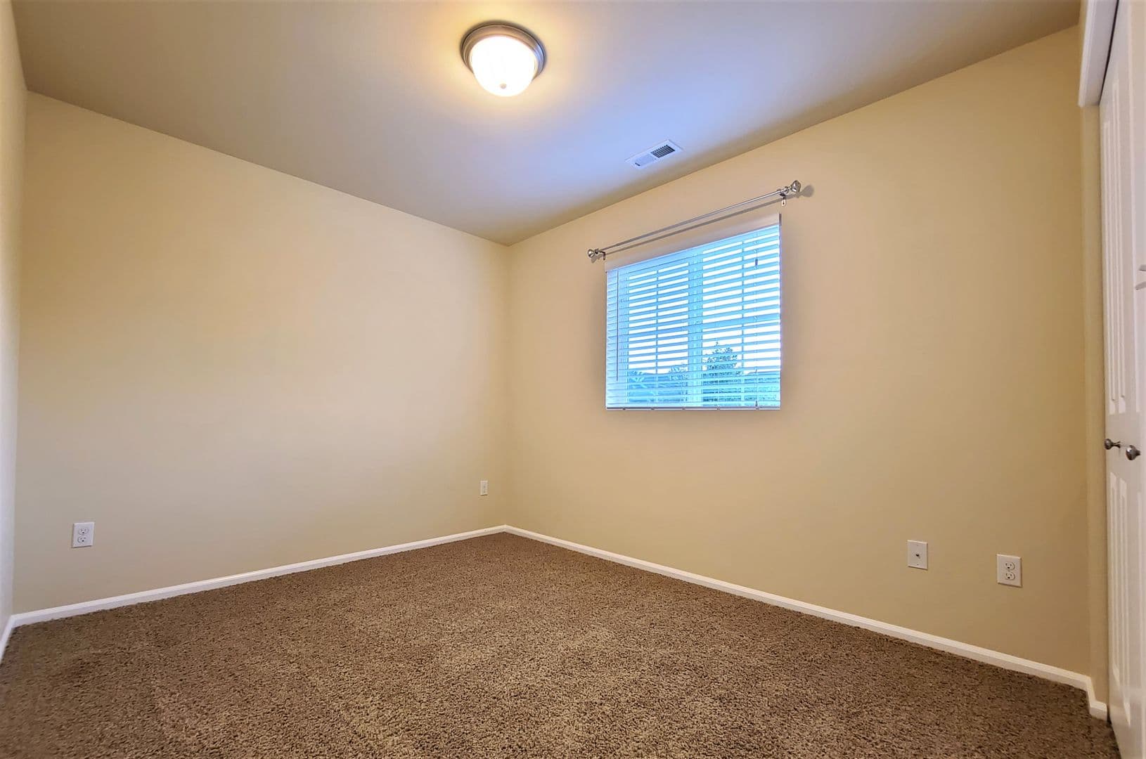 Lake Stevens House: 1007 86th Ave SE