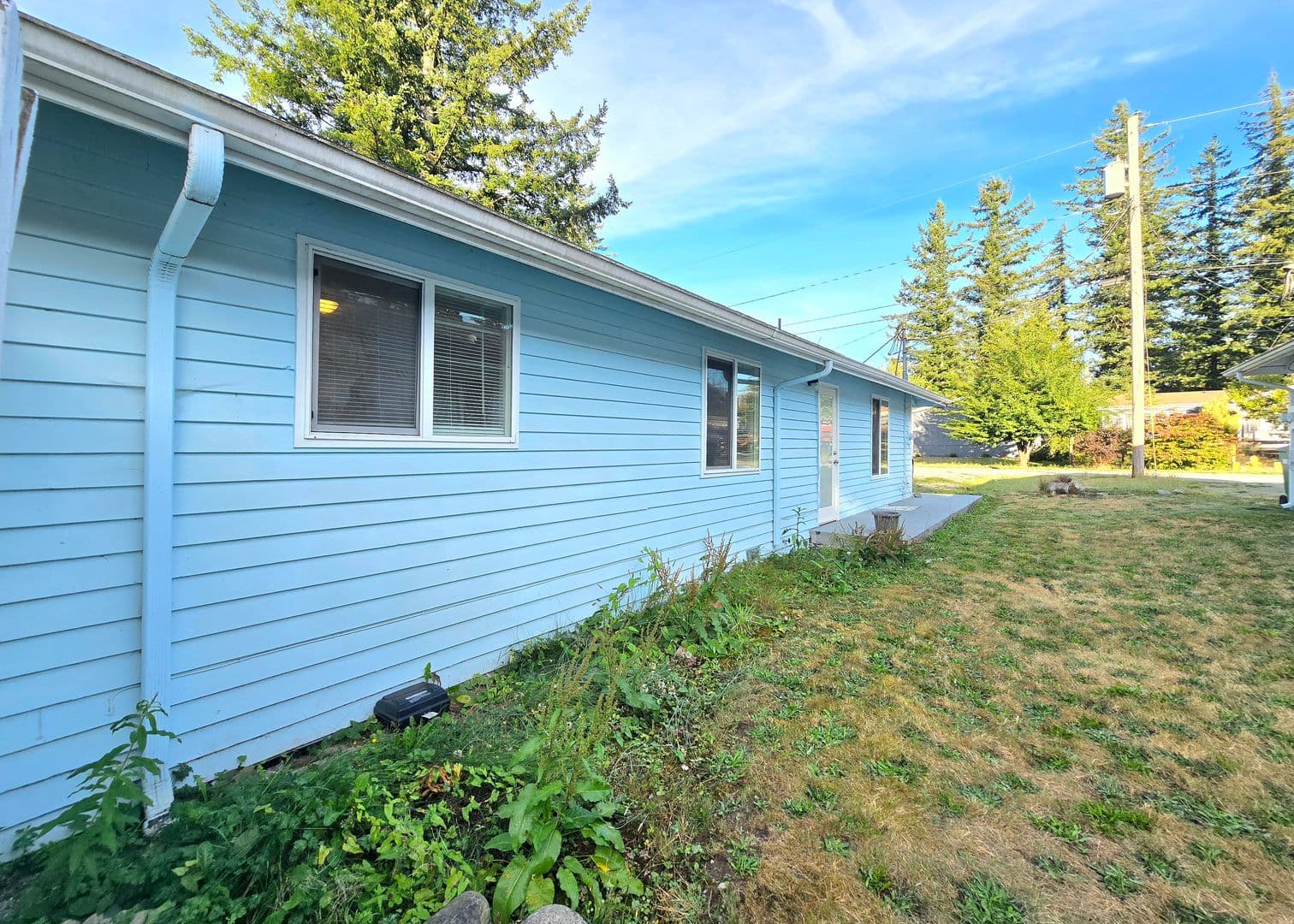 Gold Bar House: 236 7th St
