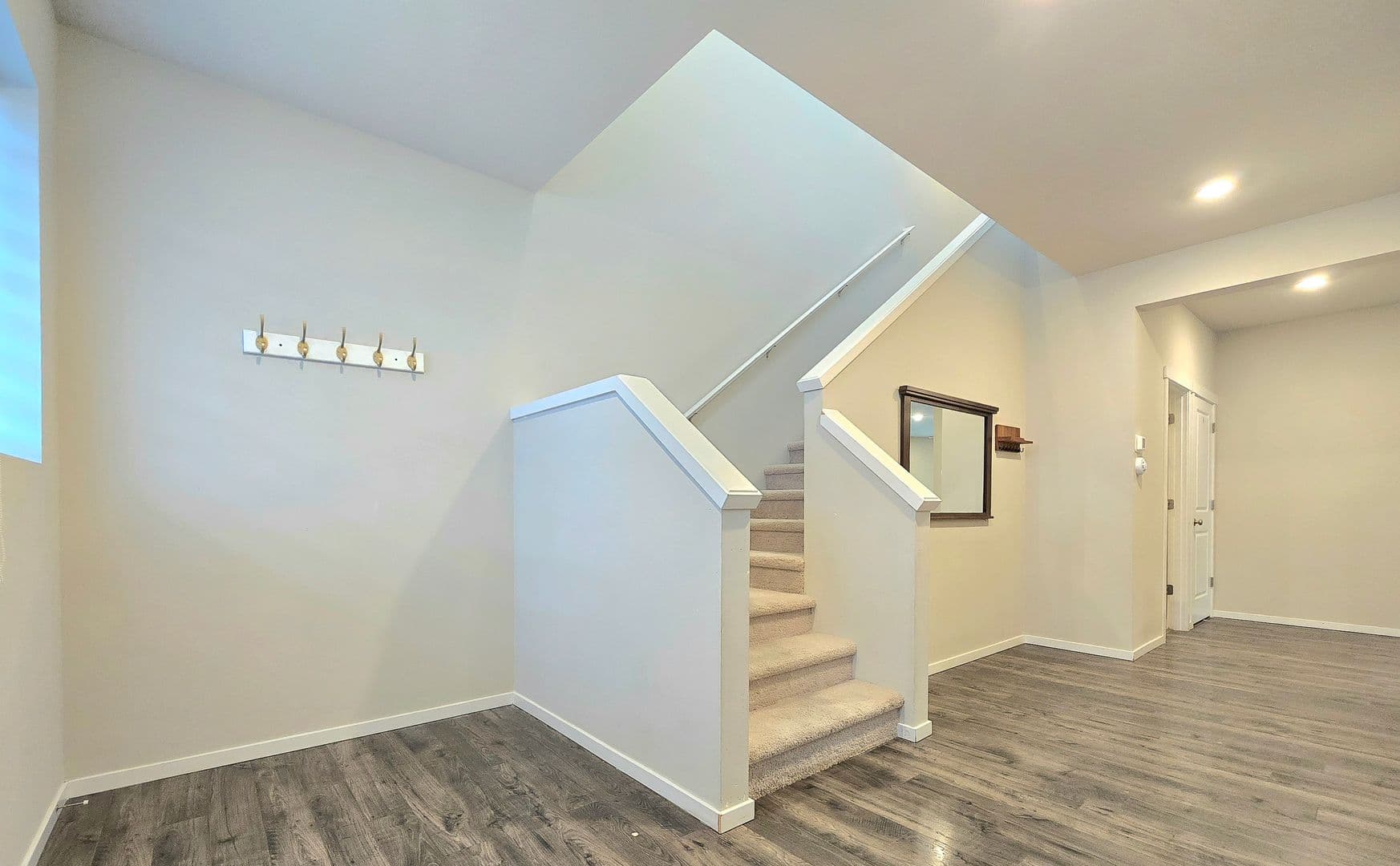 Granite Falls House: 9814 Hawkins Ave