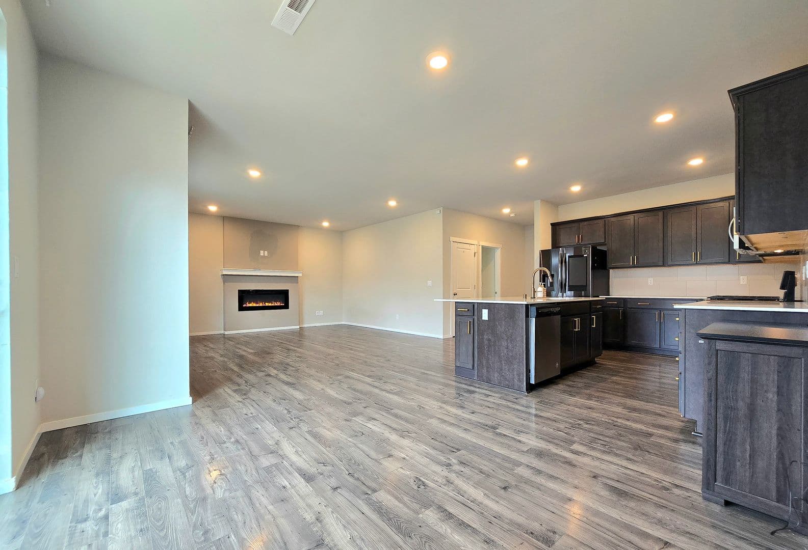 Granite Falls House: 9814 Hawkins Ave
