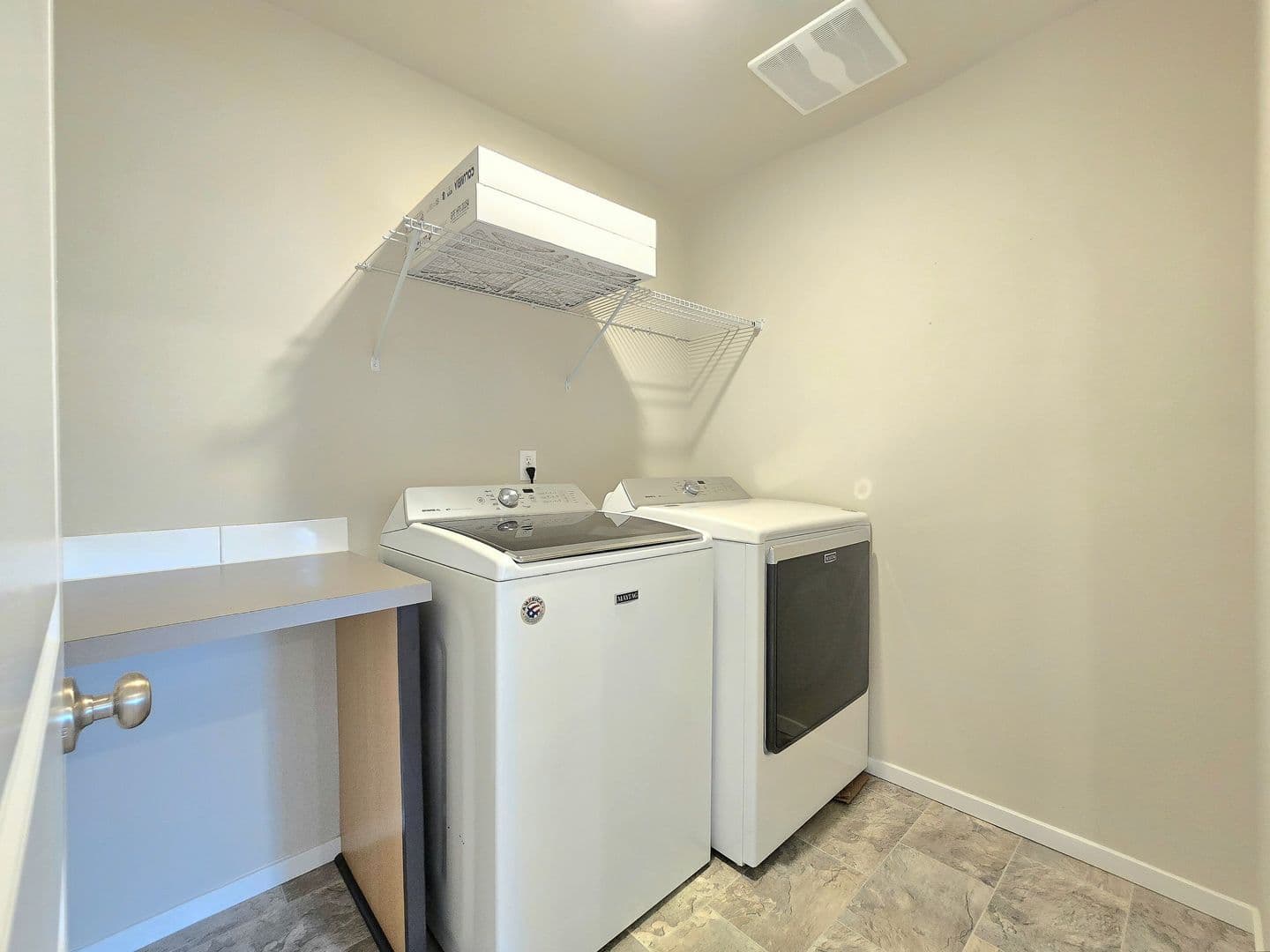 Granite Falls House: 9814 Hawkins Ave