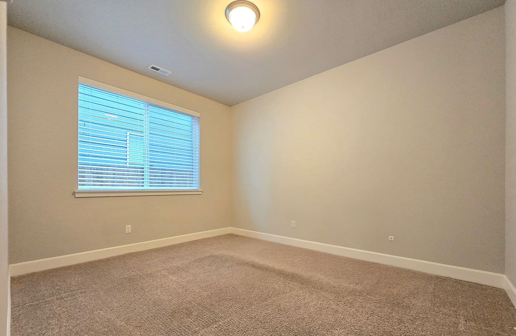 Marysville House: 8432 75th St NE