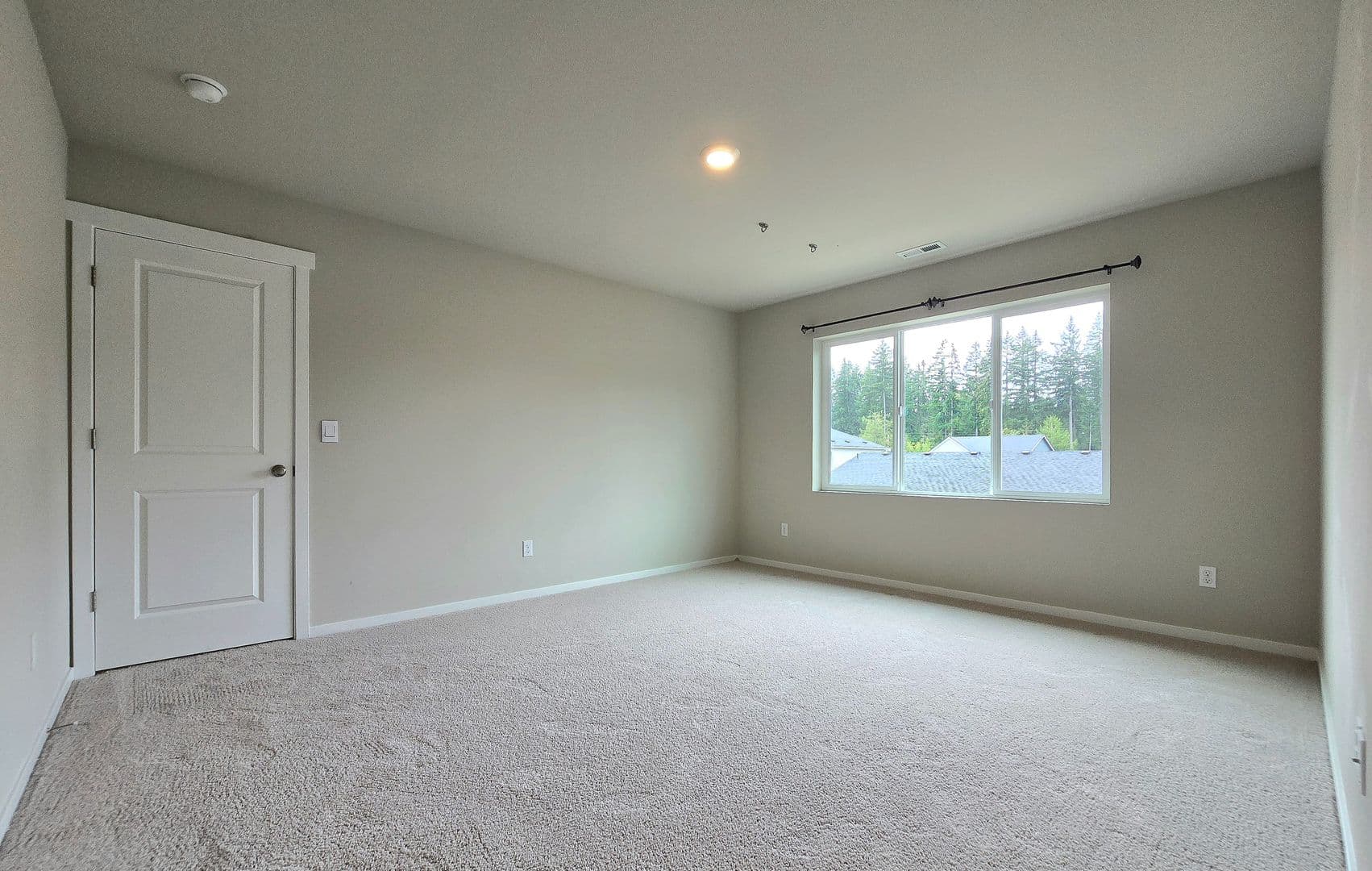 Granite Falls House: 9814 Hawkins Ave