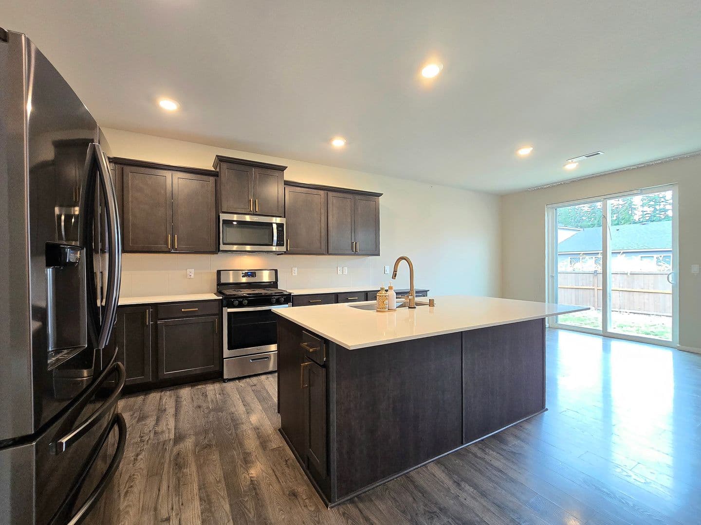 Granite Falls House: 9814 Hawkins Ave