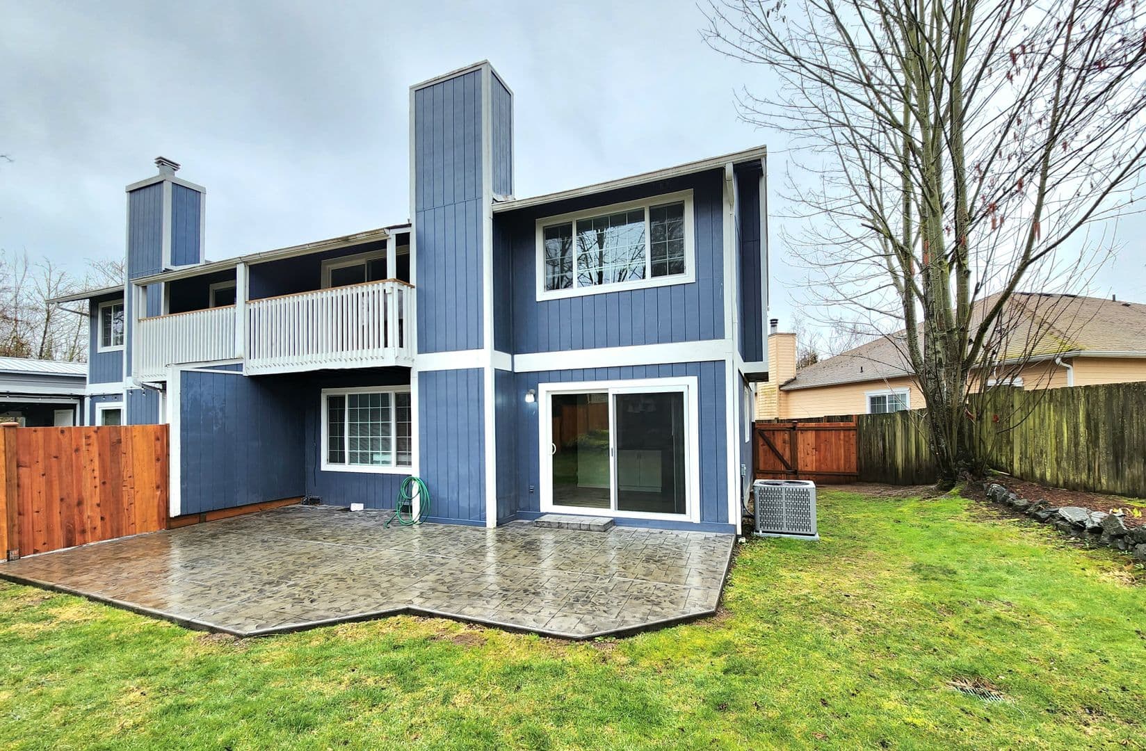 Lynnwood Apartment: 13612 36th PL W