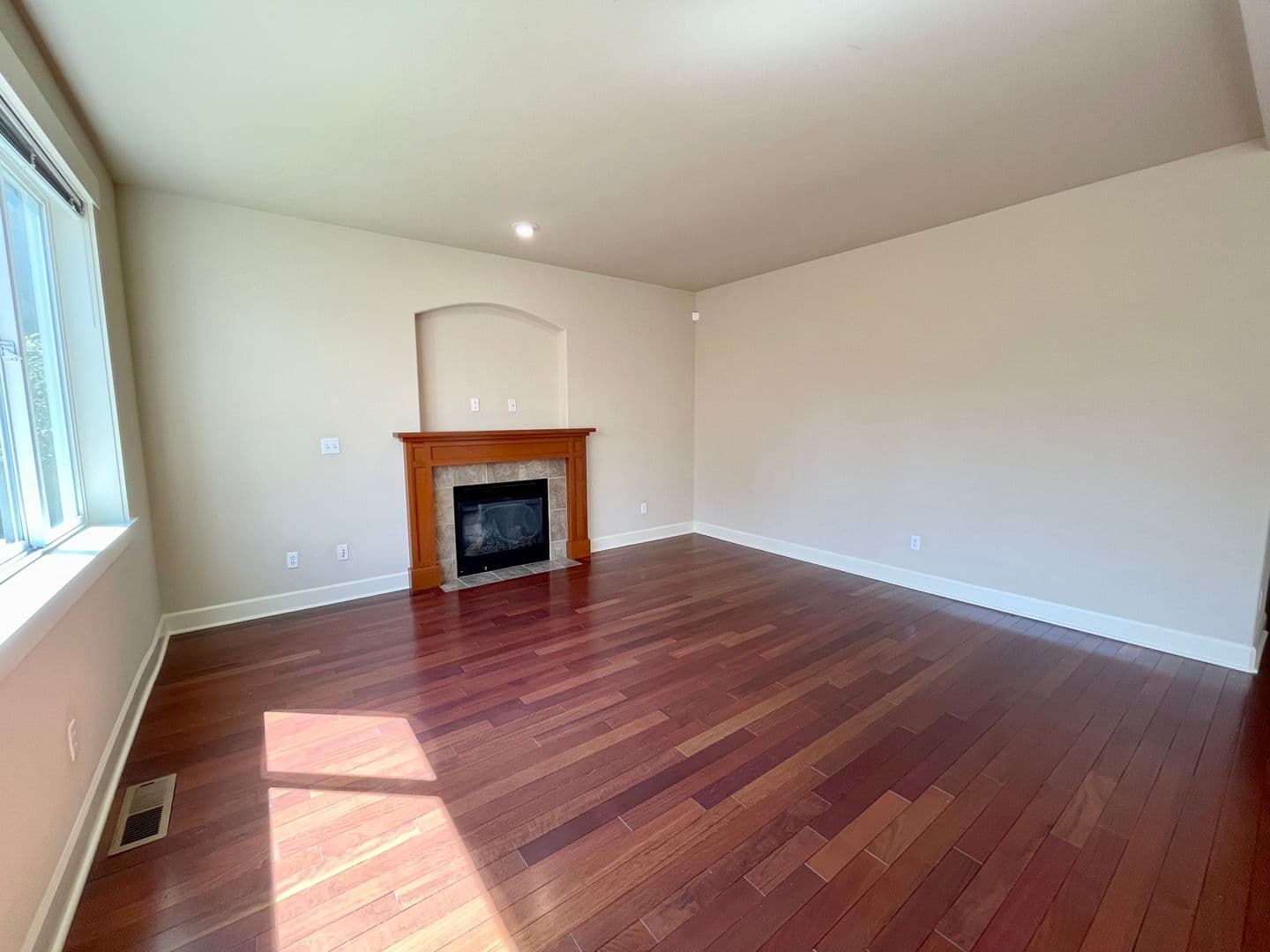Bothell House: 22705 43rd Dr. SE