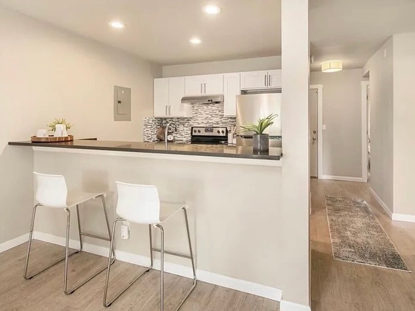 Seattle Condo: 17431 Ambaum Blvd S Unit B13