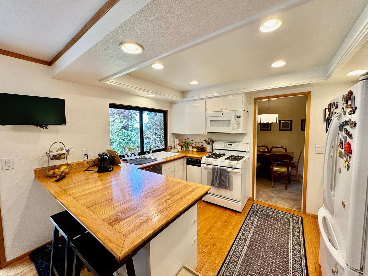 Bellevue House: 15130 SE 47th PL