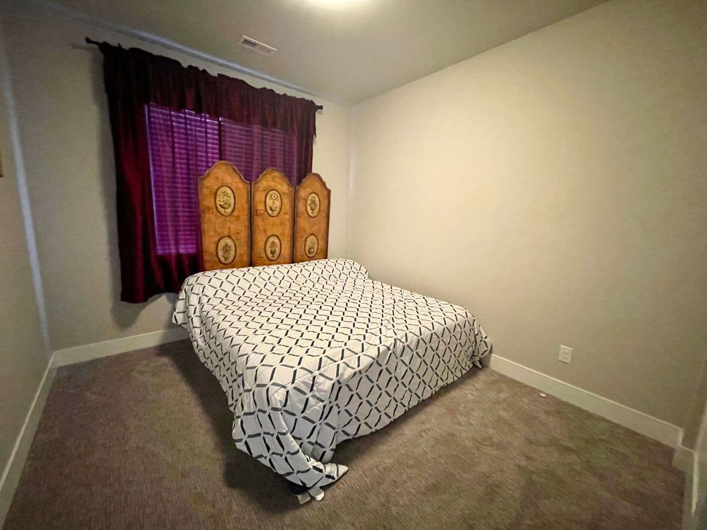 Bothell House: 22275 9th Ct. SE