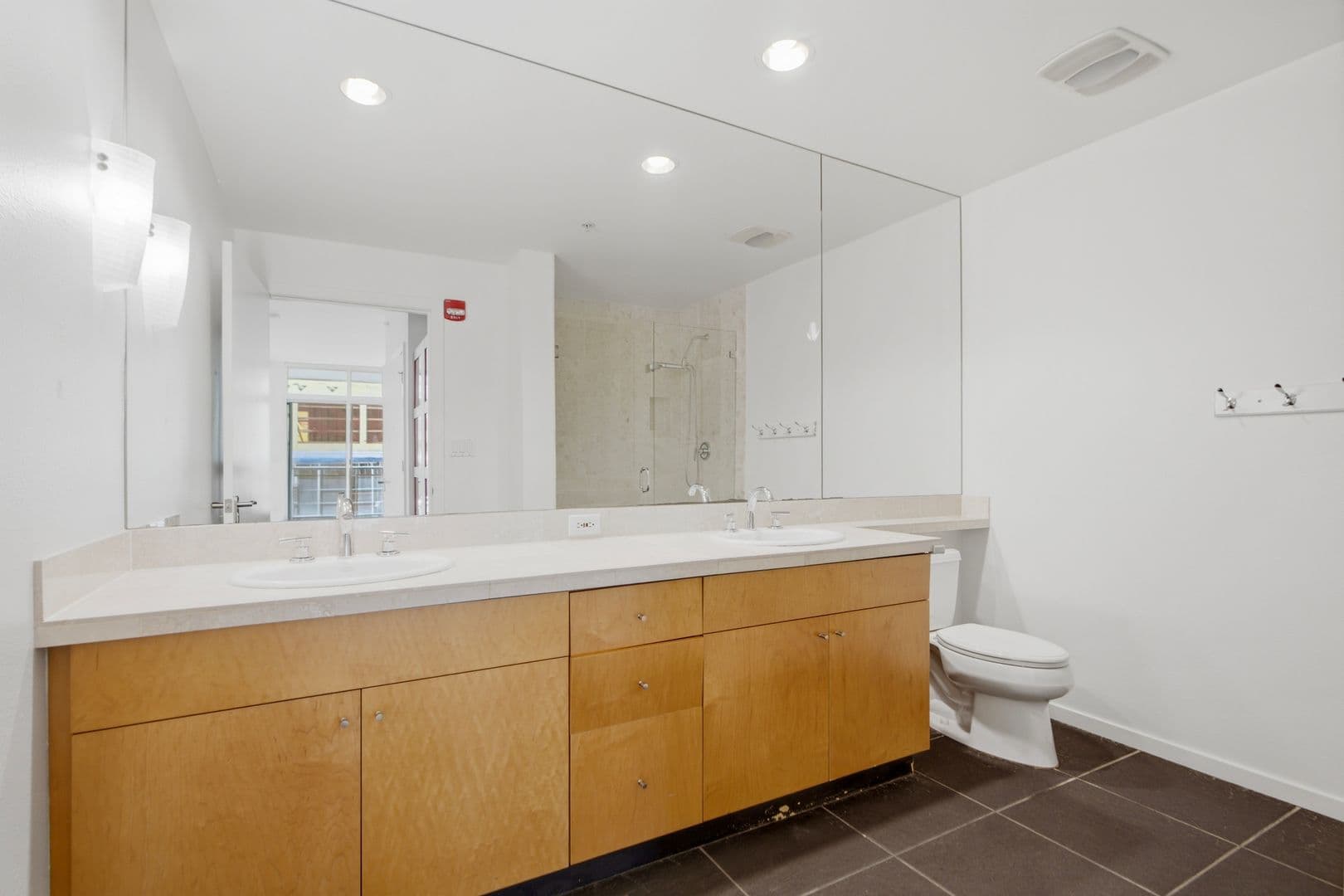 Bellevue Condo: 1188 106th Ave NE #324