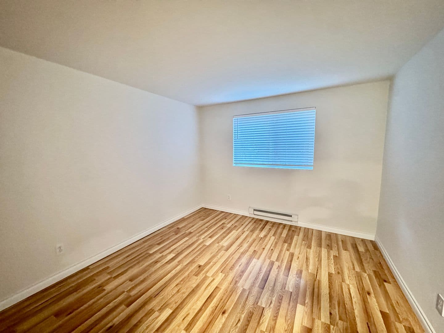Kirkland Condo: 746 Kirkland Circle F102
