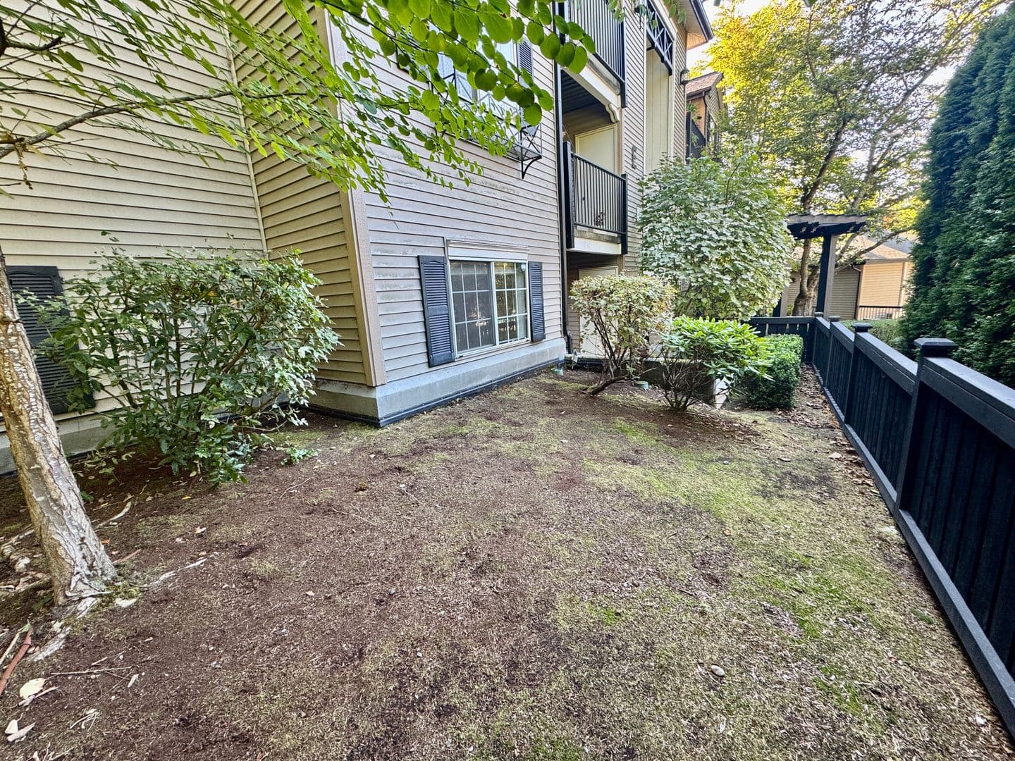 Kirkland Condo: 210 9th St Unit E103