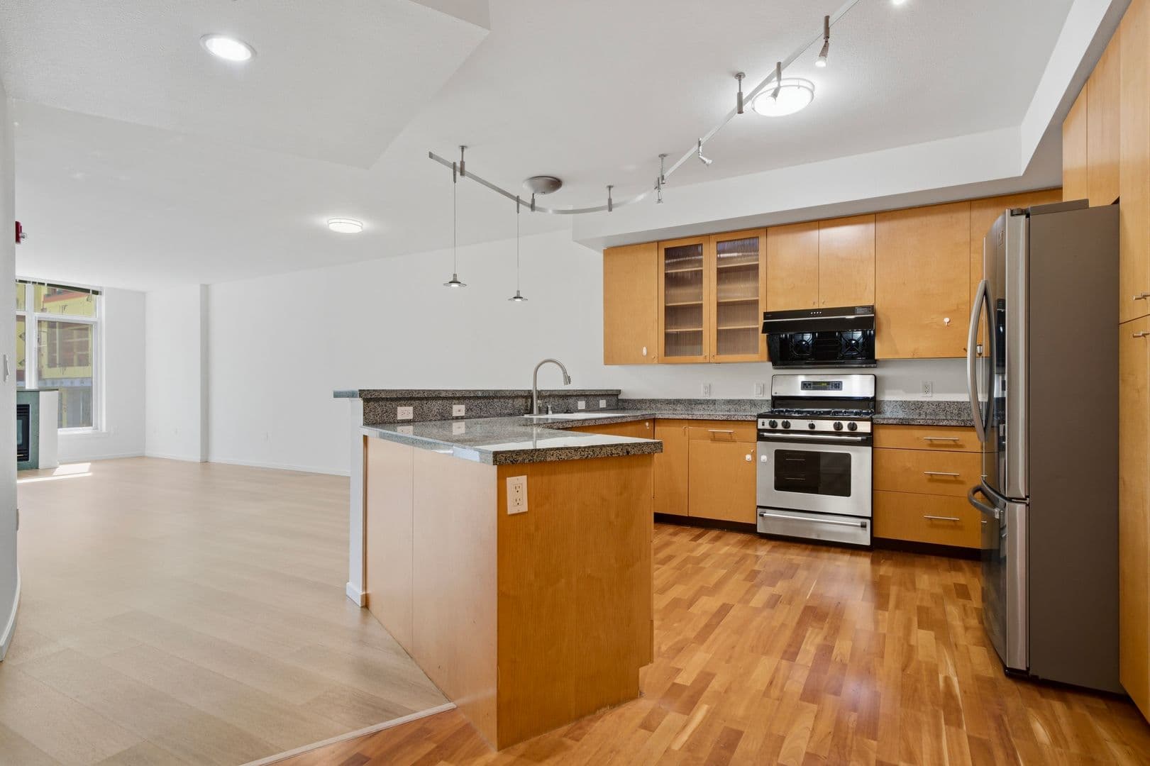 Bellevue Condo: 1188 106th Ave NE #324