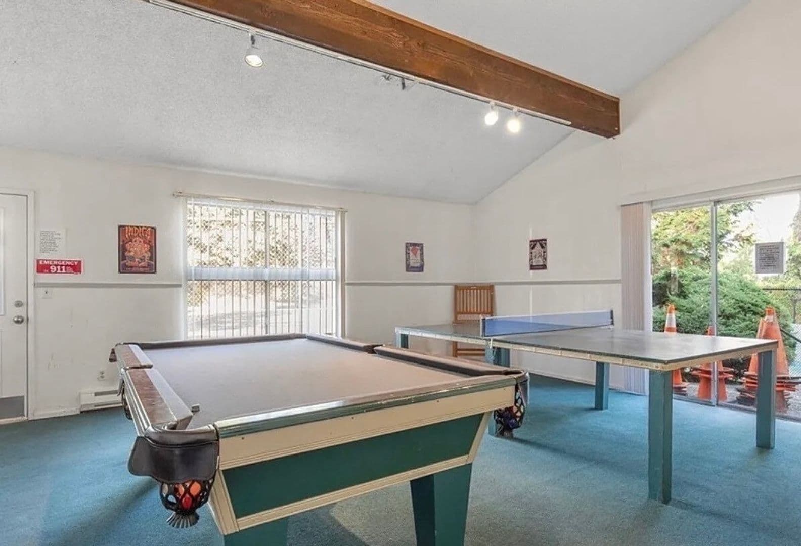 Seattle Condo: 17431 Ambaum Blvd S Unit B13