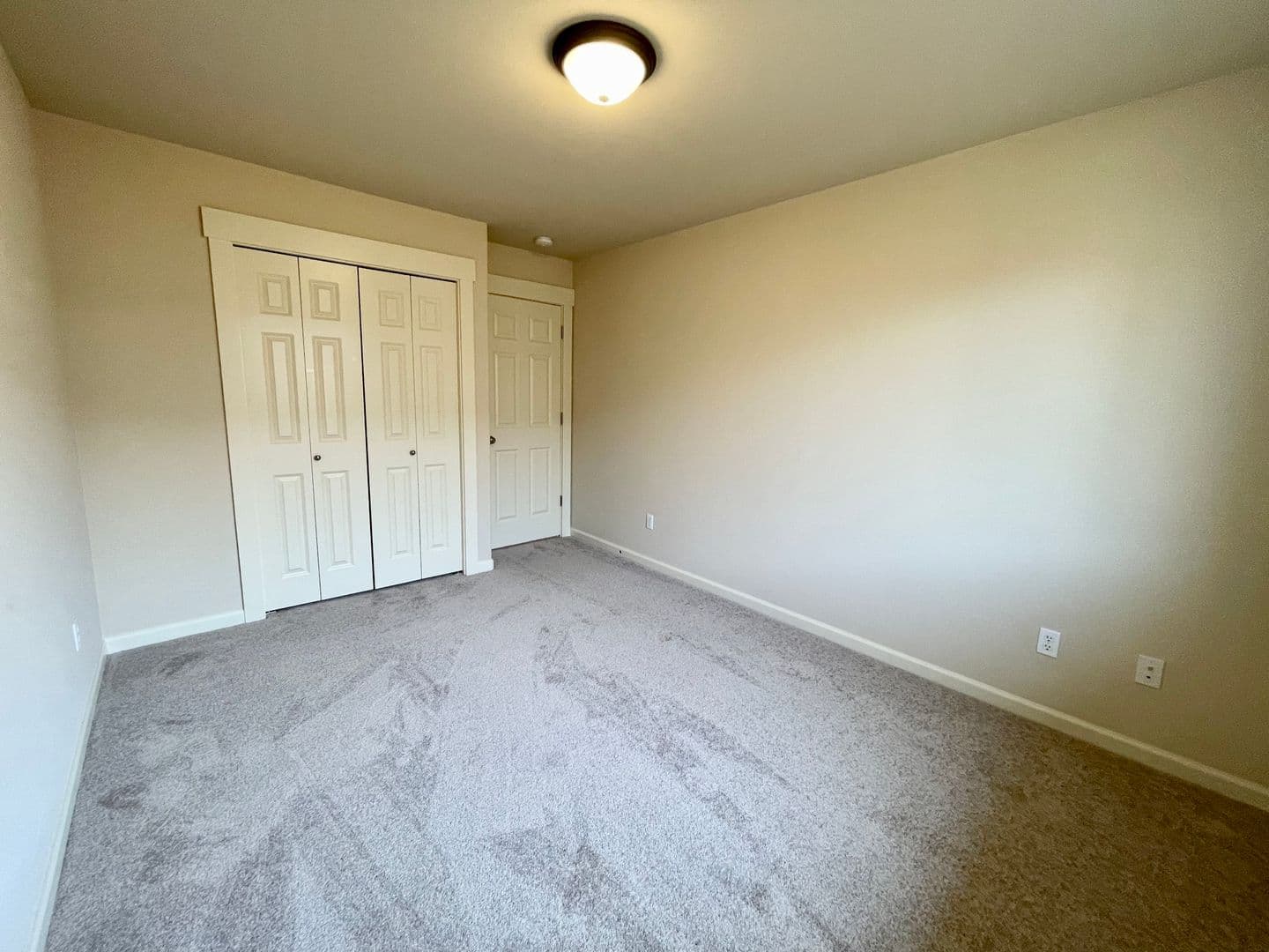 Bothell House: 22705 43rd Dr. SE